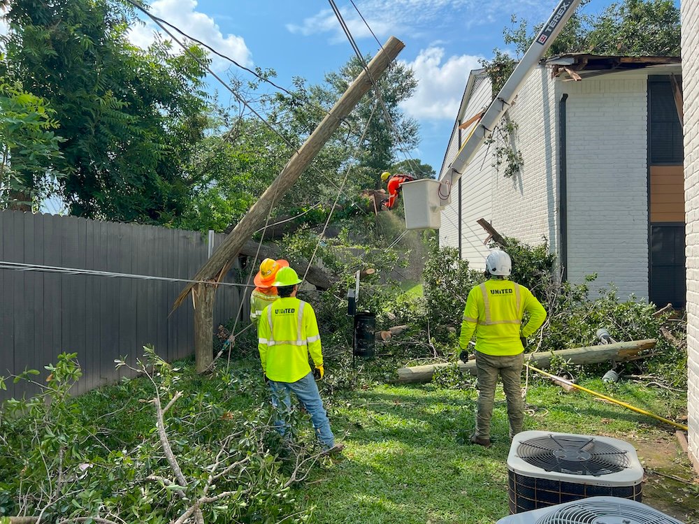 Houston — July 11, 2024 – CenterPoint Energy continues to work day and night and has successfully restored power to more than 1.2 million customers. The company now expects to restore 80% of impacted customers by the end of the day Sunday, July 14.  