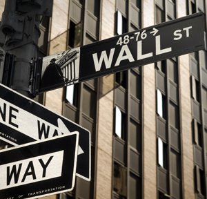 BlackRock's AuM Scales New Heights, Quarterly Inflows Rise 