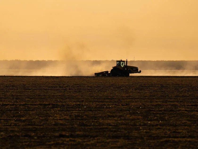 Intersect Power said it will create more than 1,200 construction jobs while it is being built and 16 full-time operational jobs.